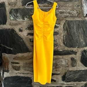 Chiara Boni yellow dress